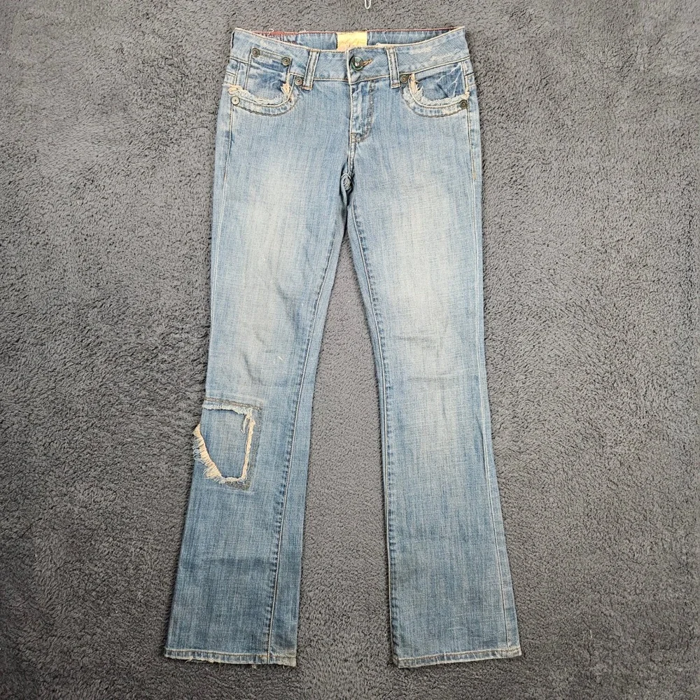 Marlow Womens Low Rise Bootcut Jeans Light Wash Distressed Patchwork 30x33